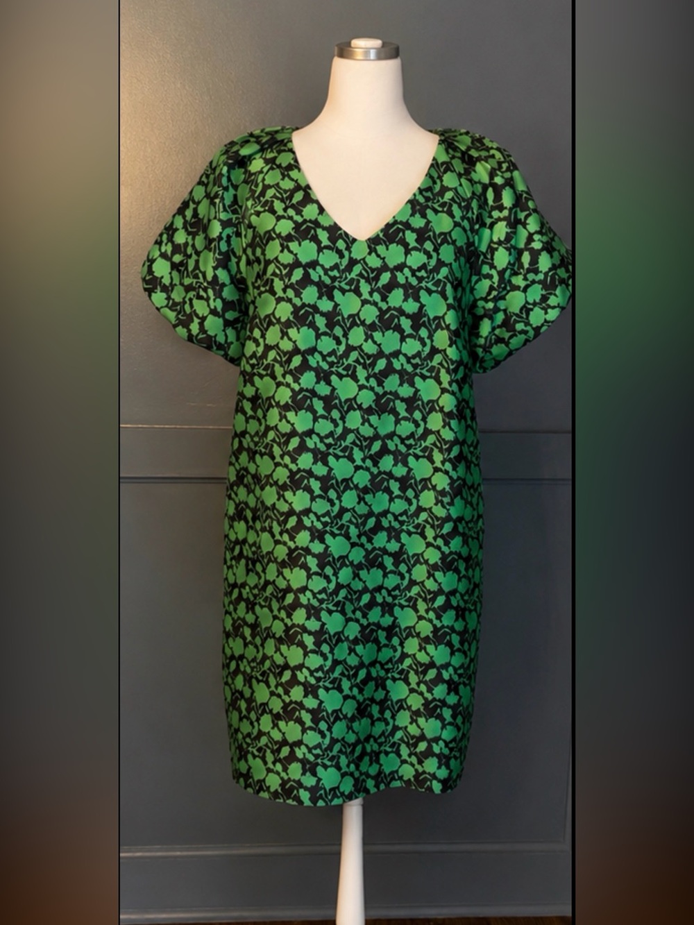 Jade Melody Tam shift dress size M (4-6)